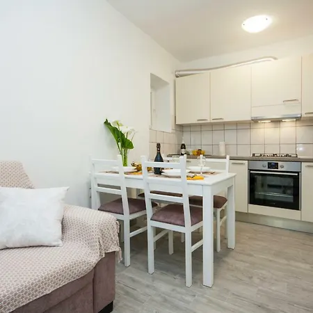 Apartment Marsela Sibenik